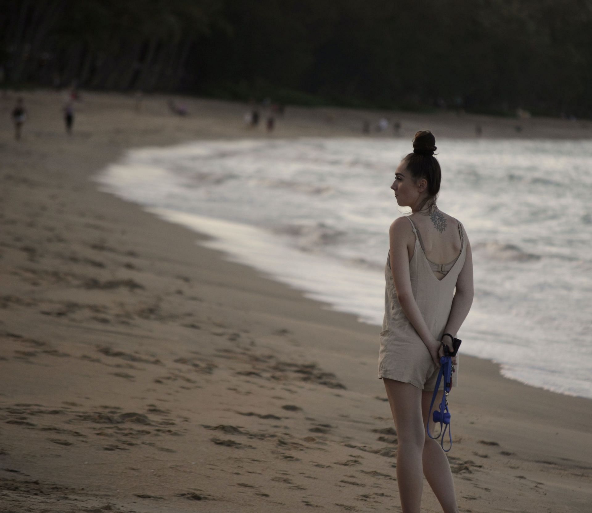 Plan your walk on the beach to avoid getting lost. (Image via Pexels / Diana Thoresen)