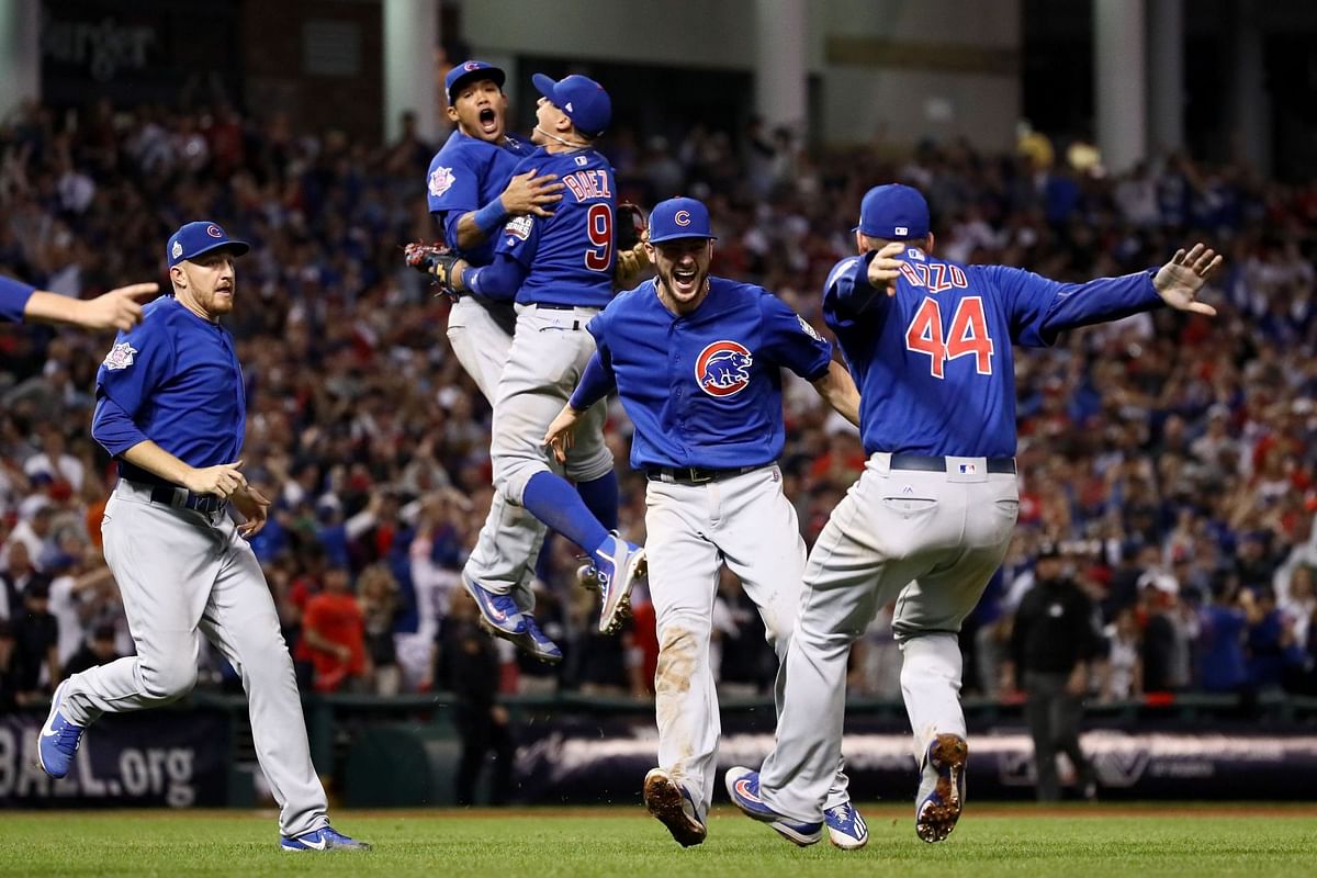 ICYMI Wild brawl breaks out between fans during Chicago Cubs vs. Chicago White Sox game in the