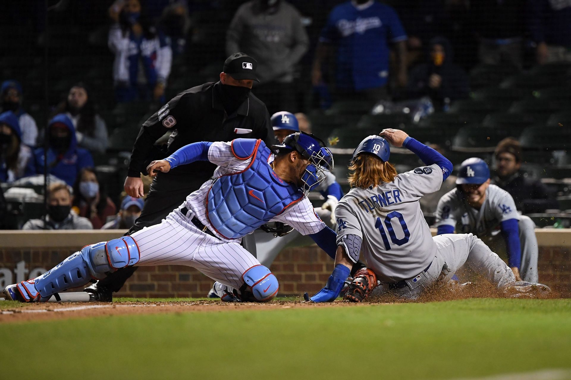 Los Angeles Dodgers v Chicago Cubs