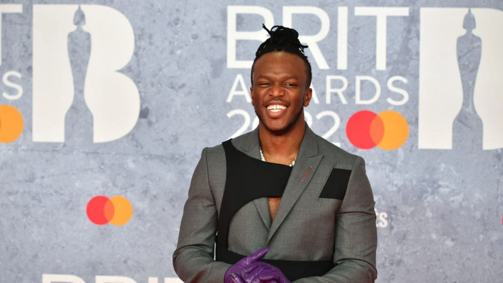 In an episode of the &#039;Sidecast&#039; podcast, KSI reveals his surprisingly low earnings from TikTok (Image via Getty Images)