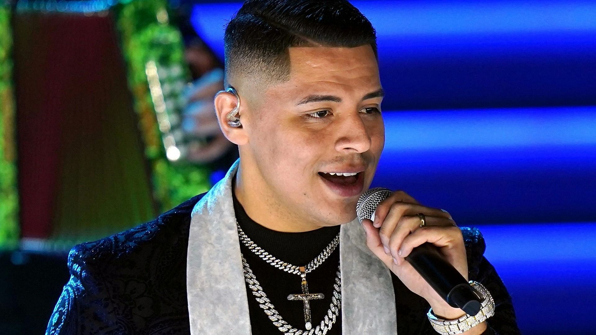 Eduin Caz suffered from a chronic hernia condition after his concert in Mexico City on May 7. (Image via Getty Images/Rodrigo Varela)
