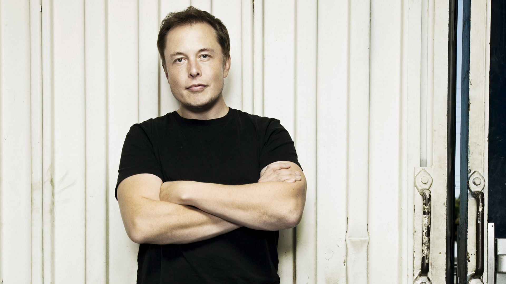 Elon Musk posts Tesla job ad on Twitter (Image via Mike Blake)
