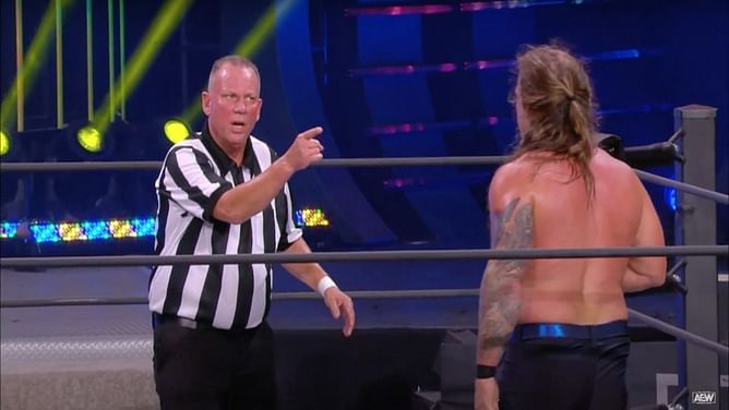 Mike Chioda expresses confusion at WWE Hall of Famer not receiving a Legends Deal