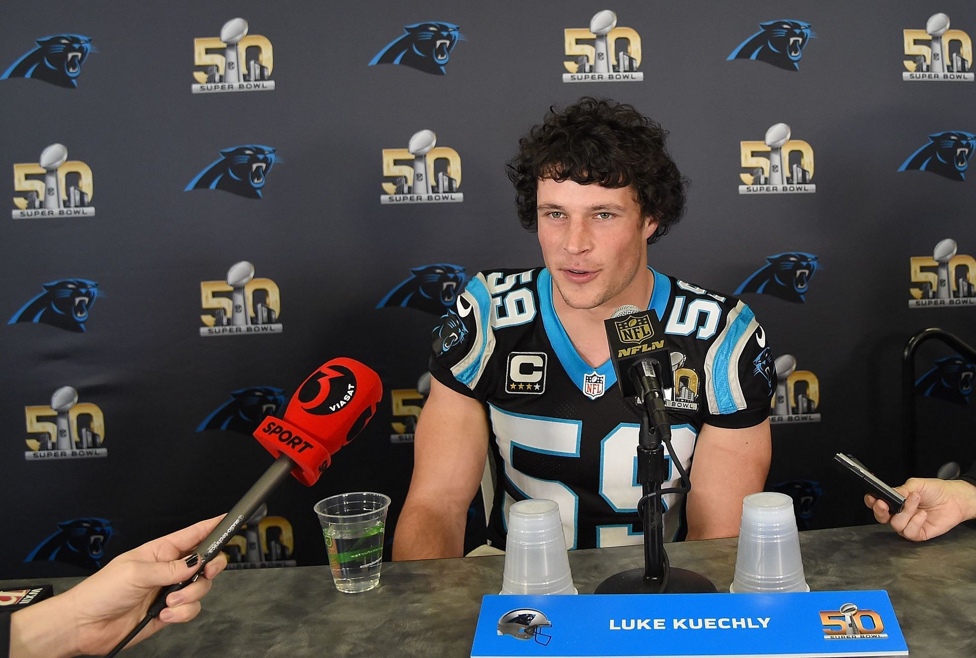 Carolina Panthers linebacker Luke Kuechly