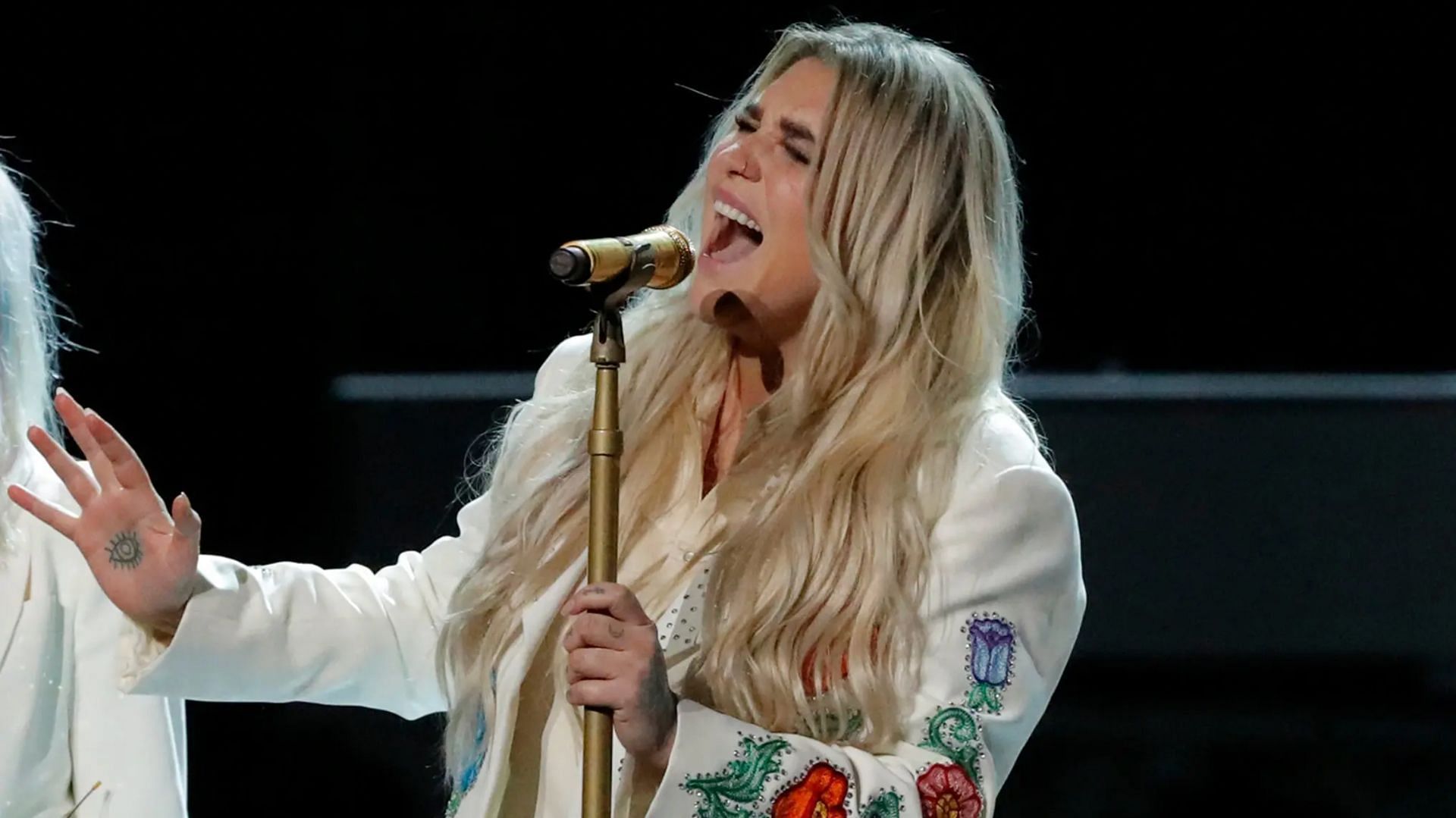 Kesha is set to headline the upcoming Stonewall Day event. (Image via Reuters)