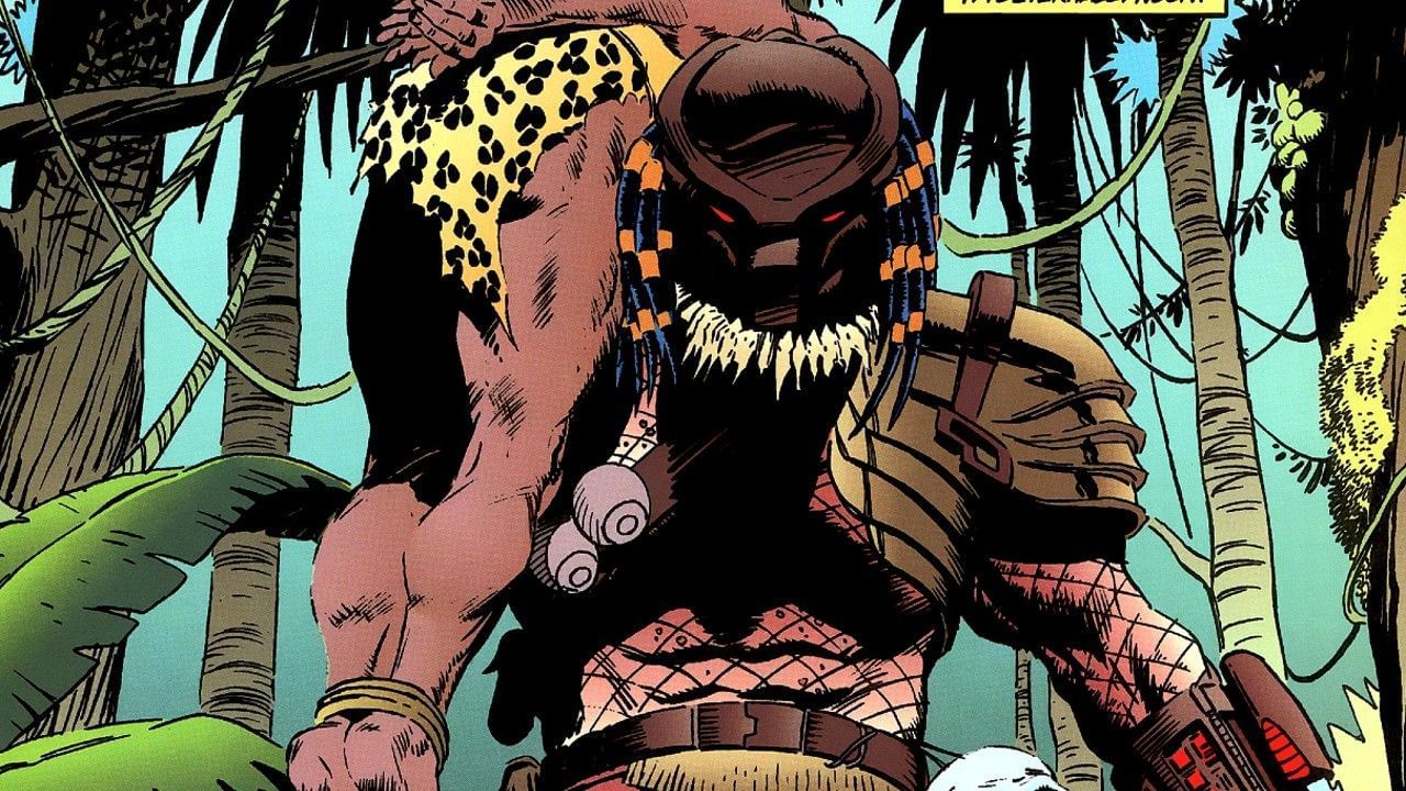 A Yautja carrying Tarzan (Image via Dark Horse Comics)