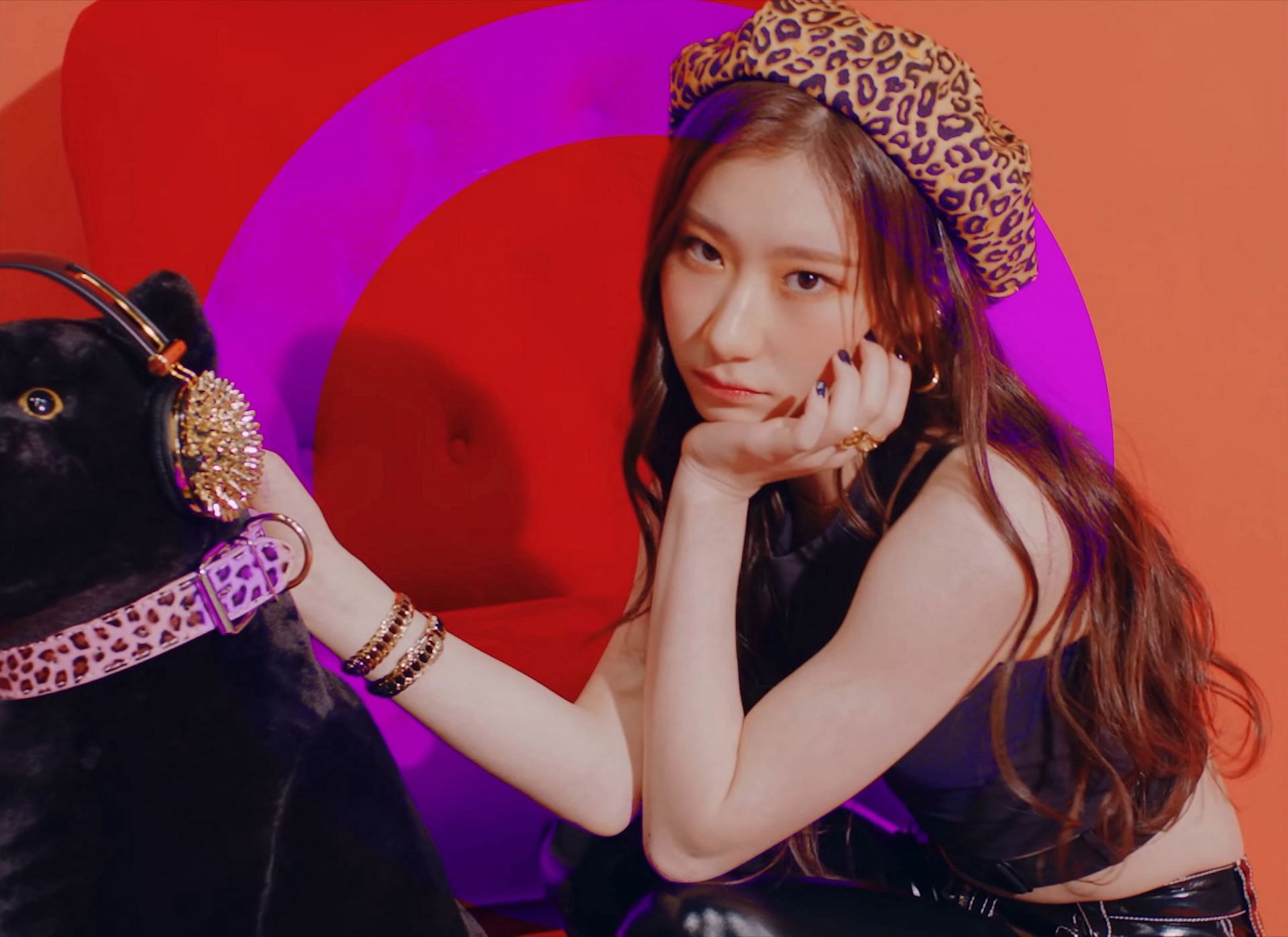ITZY&#039;s Chaeryeong is a K-pop idol who celebrates her birthday in June (Image via JYP Entertainment)