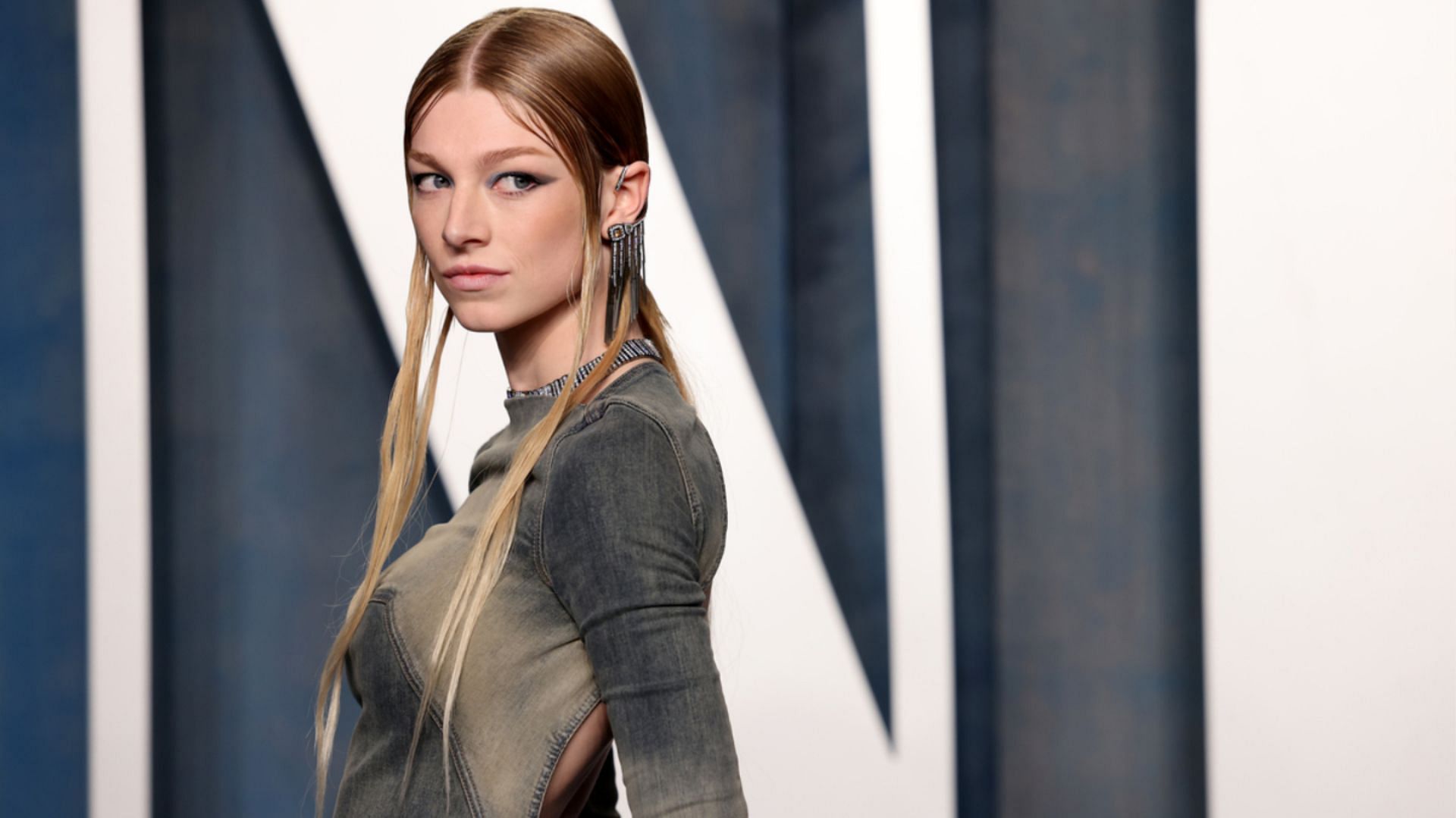 Hunter Schafer called out a German nightclub for being transphobic. (Image via Getty Images/John Shearer)