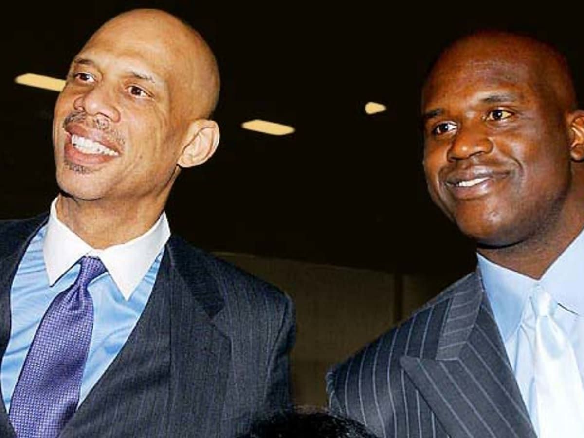 LA Lakers legends Shaquille O&#039;Neal (right) and Kareem Abdul-Jabbar (left).
