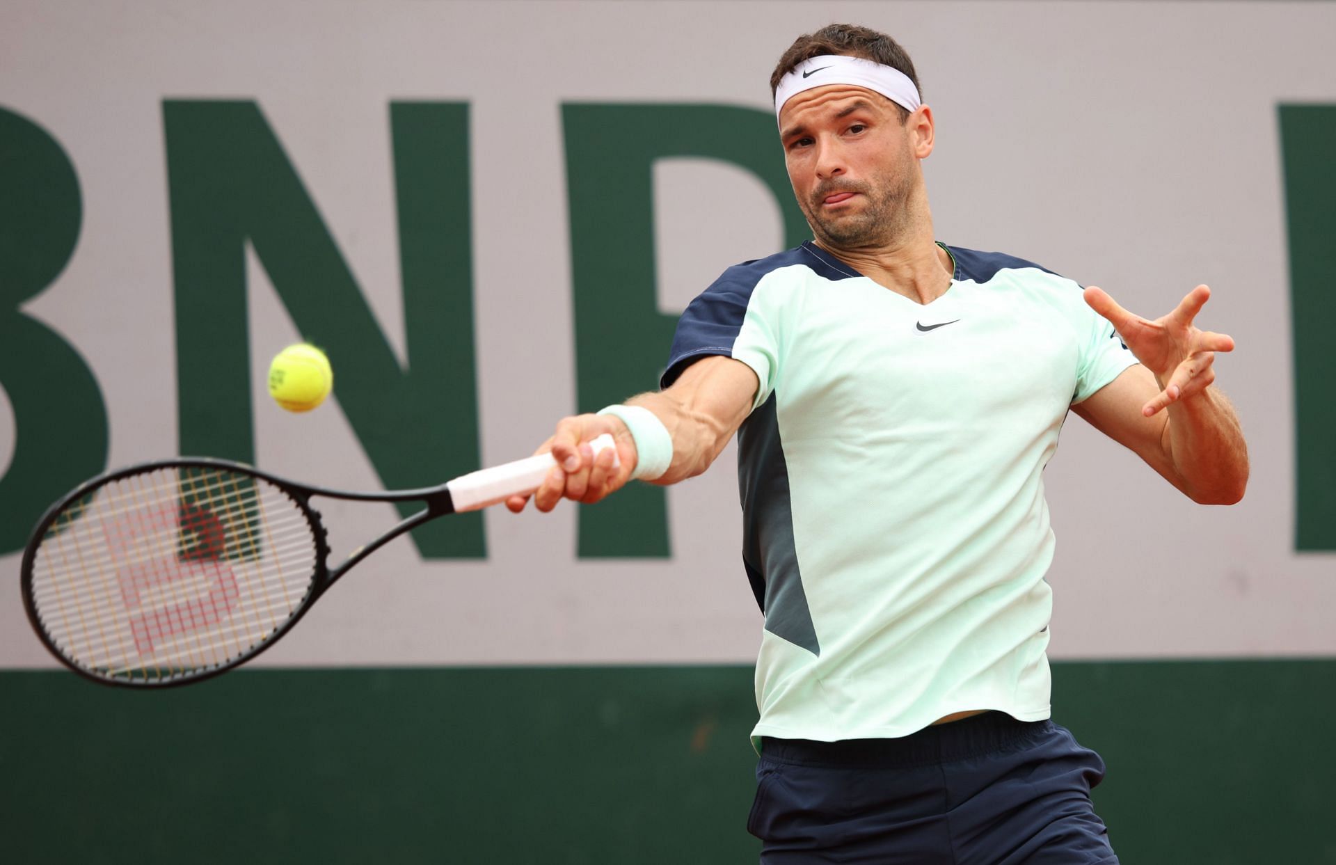 Grigor Dimitrov at the 2022 French Open.