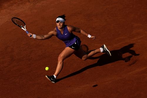 Bianca Andreescu in action against Emma Raducanu in the first round of the 2022 Italian Open