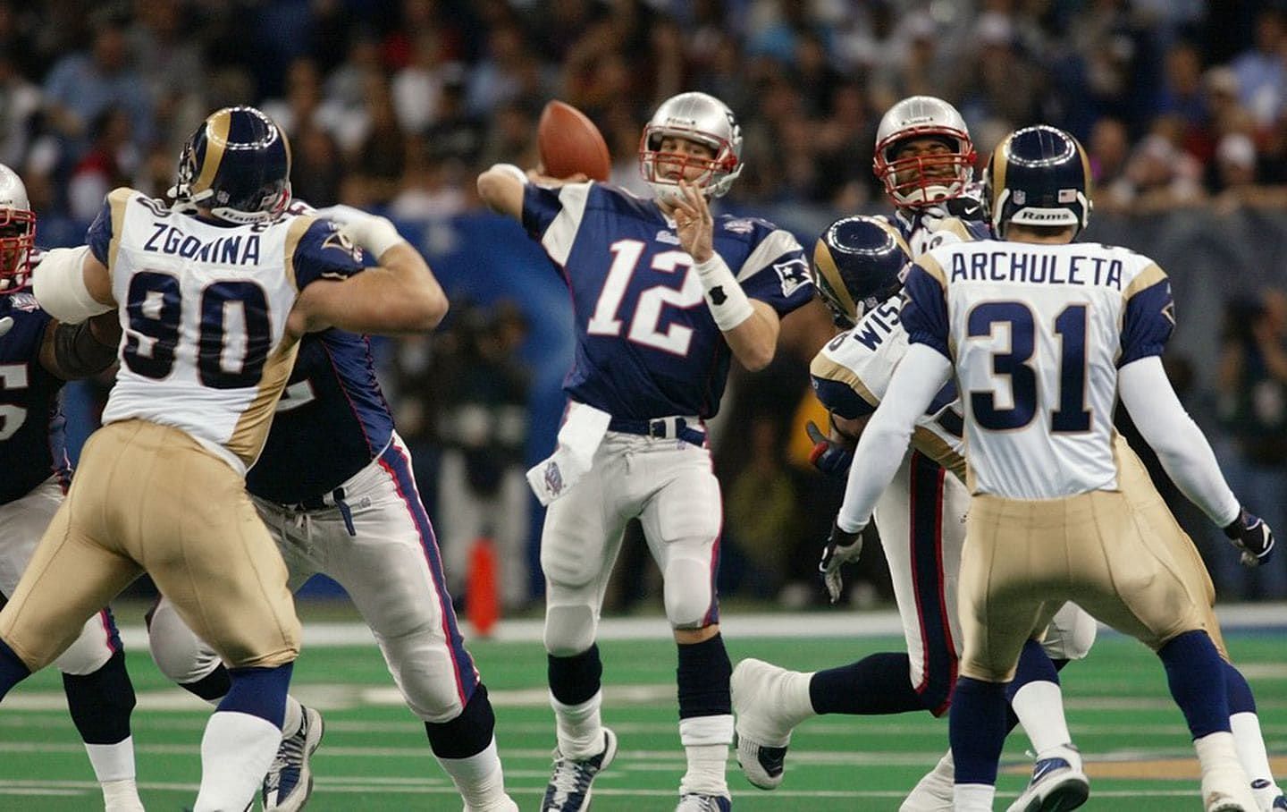 Super Bowl XXXVI- Patriots vs Rams