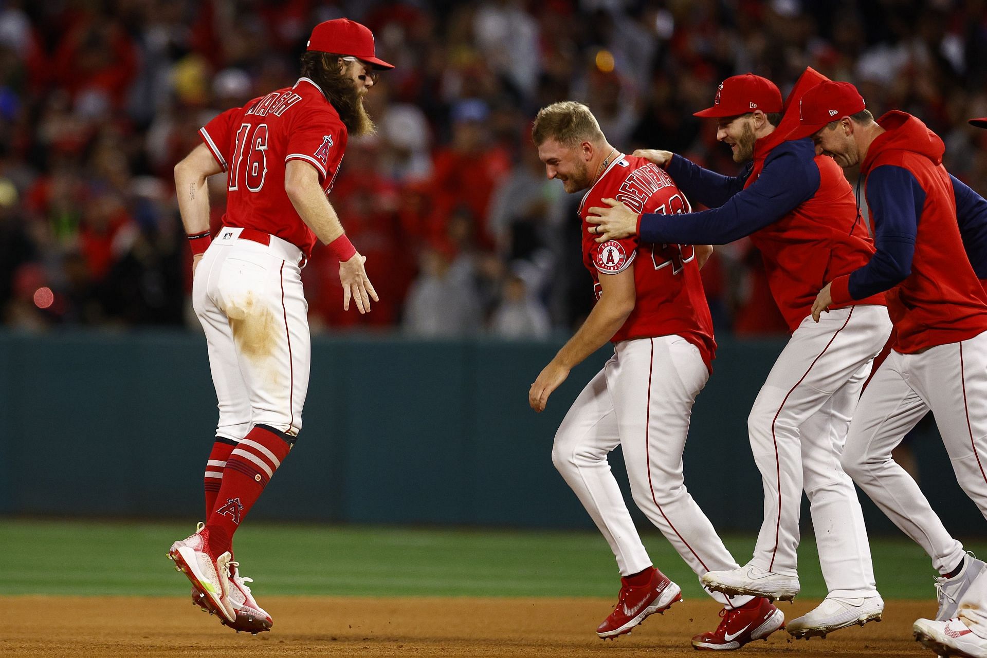 MLB 2022 - Los Angeles Angels SP Reid Detmers celebrates his MLB no-hitter with teammates