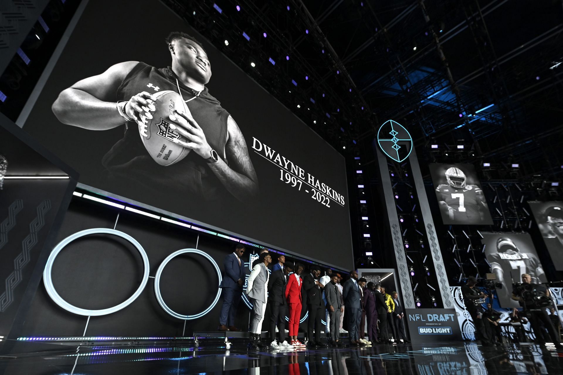 The NFL pays tribute to Dwayne Haskins at the 2022 Draft