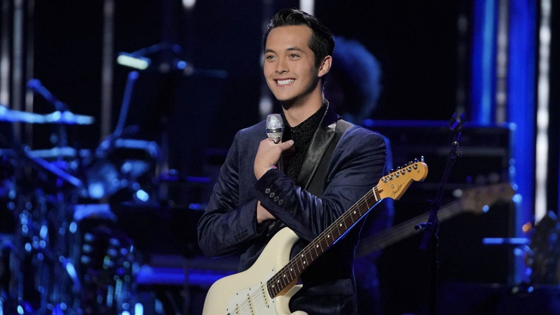 American Idol Season 17 winner Laine Hardy was recently arrested (Image via TheLaineHardy/Twitter)