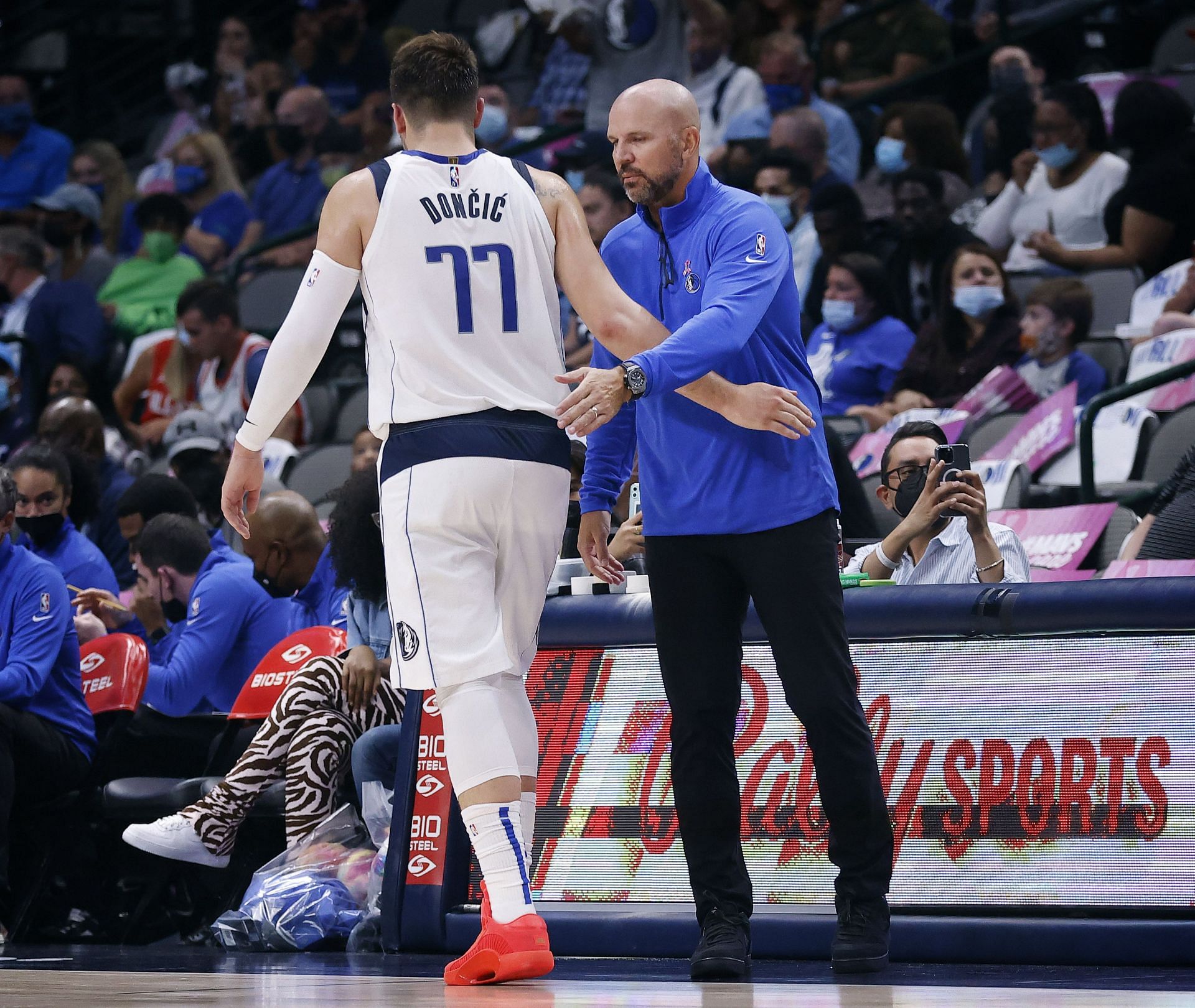 According to Jay Williams, Dallas Mavericks coach Jason Kidd has to hold star Luka Doncic accountable on defense. [Photo: Dallas Morning News]
