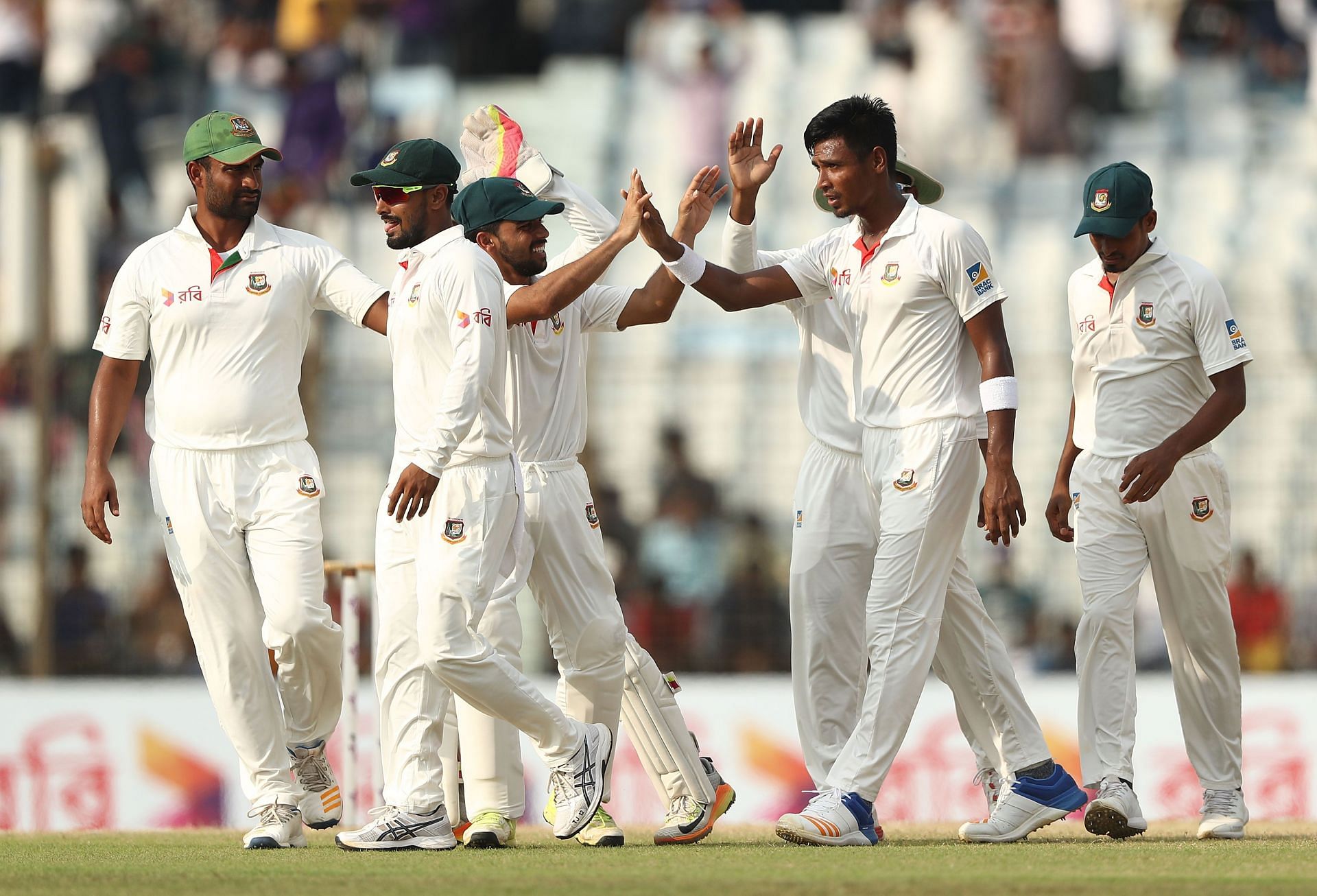 Bangladesh v Australia - 2nd Test: Day 4