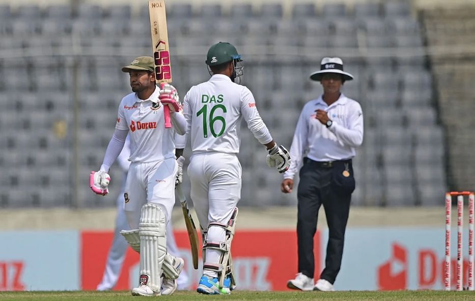 बांग्लादेश के दो बल्लेबाजों ने नाबाद शतकीय पारियां खेली
