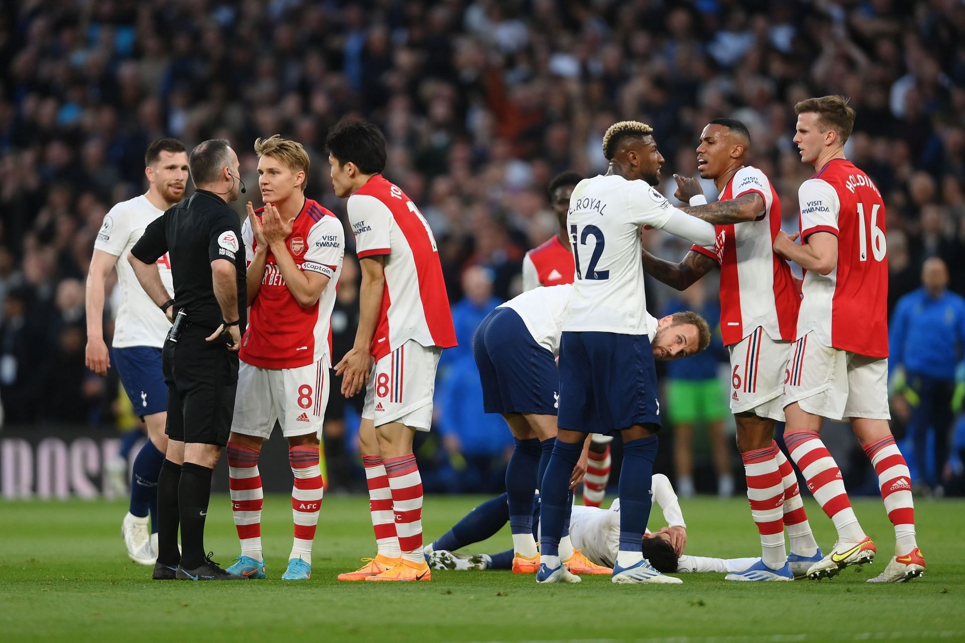 Tottenham Hotspur v Arsenal - Premier League