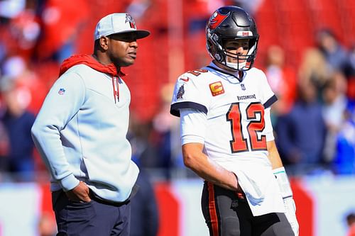 Tampa Bay Buccaneers OC Byron Leftwich and Tom Brady