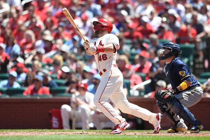 “JOE DIMAGGIO HERE WE COME” - Fans pump the tires of Paul Goldschmidt after a 2-run bomb extends hit streak to 21 games