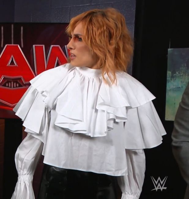 WWE's Becky Lynch wears Seinfeld-esque puffy shirt on 'Raw