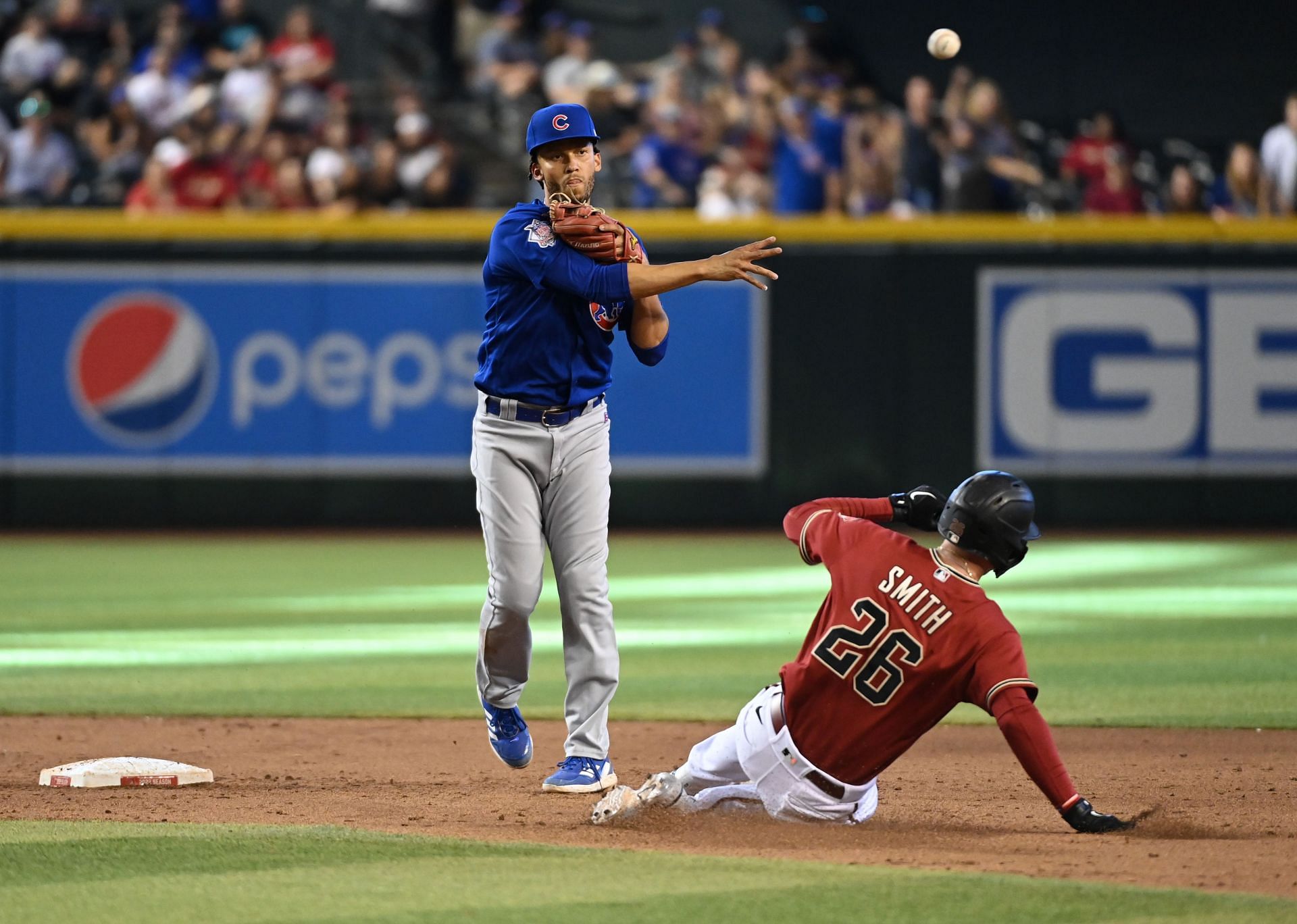 Chicago Cubs shortstop Andrelton Simmons surrendered five runs in the eight inning to the Cincinnati Reds