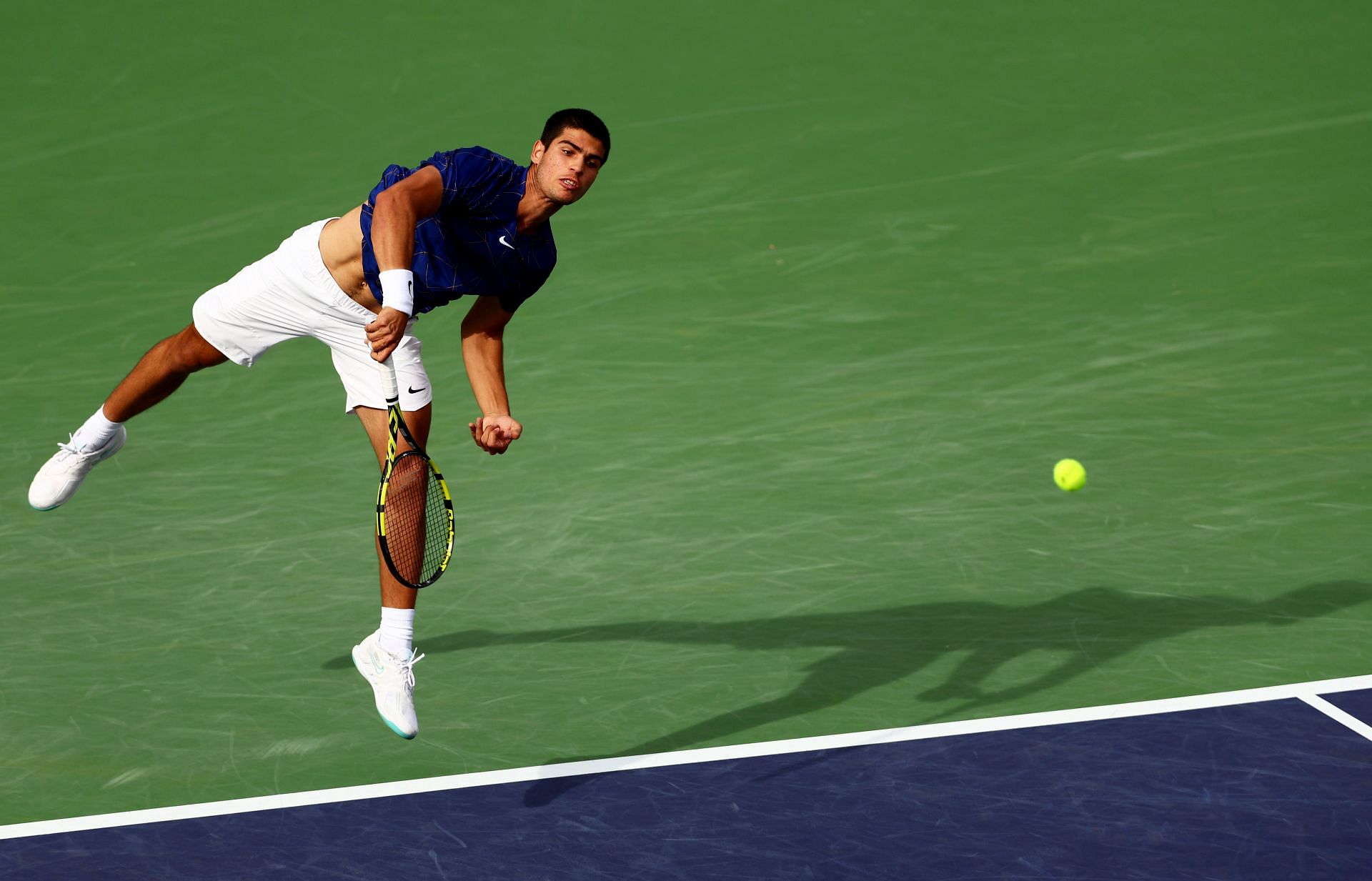 Carlos Alcaraz during his match with Nadal in the semifinals of the BNP Paribas Open