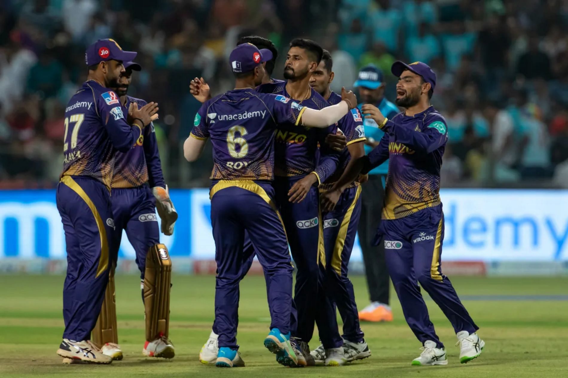 KKR players celebrate a wicket. Pic: IPLT20