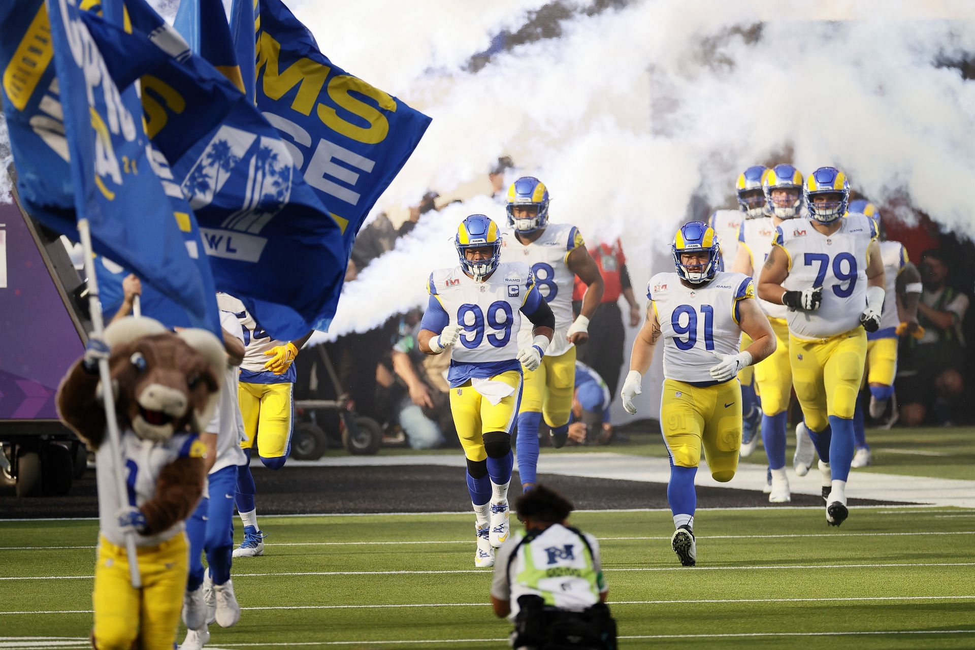 Aaron Donald and the Los Angeles Rams take the field