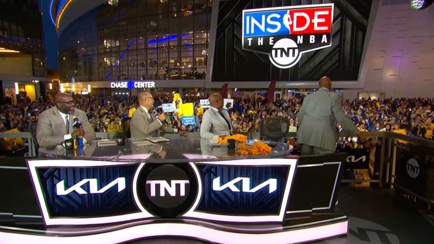 Charles Barkley nearly lost his cool when a few Golden State Warriors fans threw stuff at him. [Photo: The Big Lead]