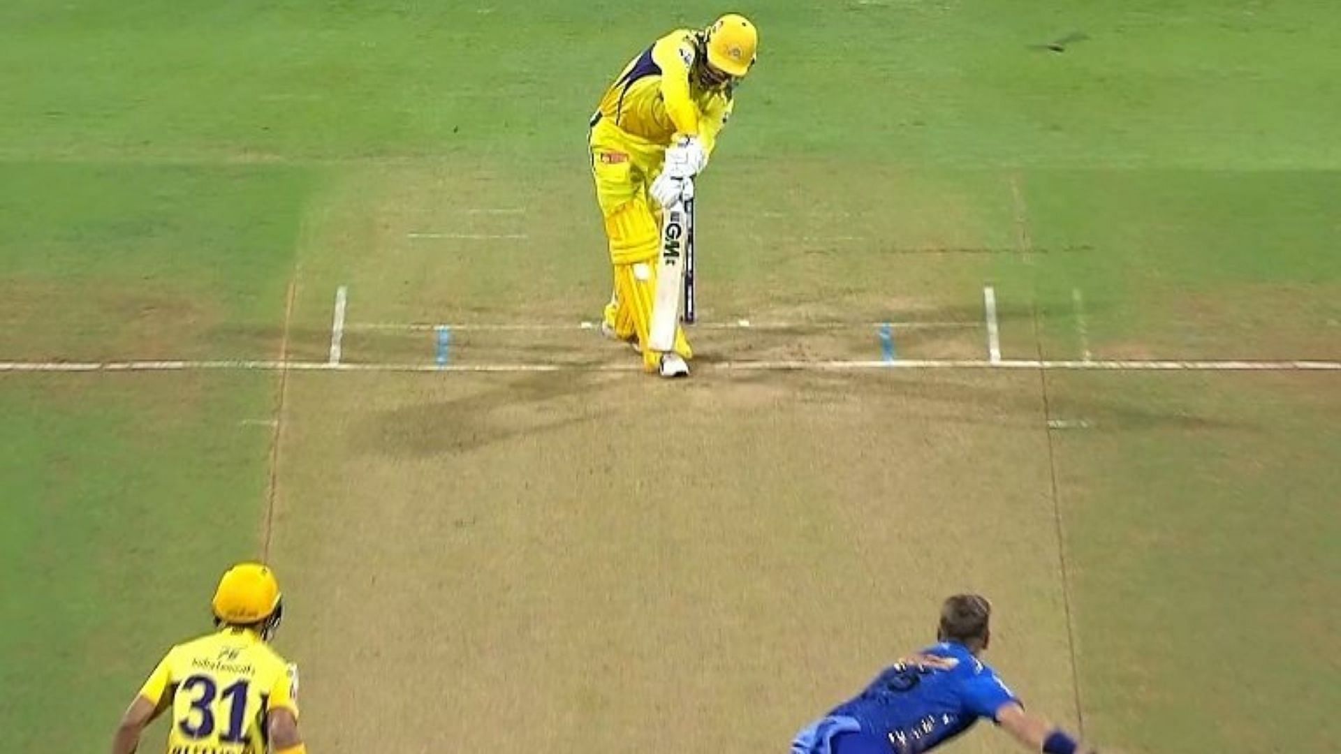 Devon Conway would consider himself unlucky to get a dodgy LBW decision during the absence of DRS. (P.C.:iplt20.com)