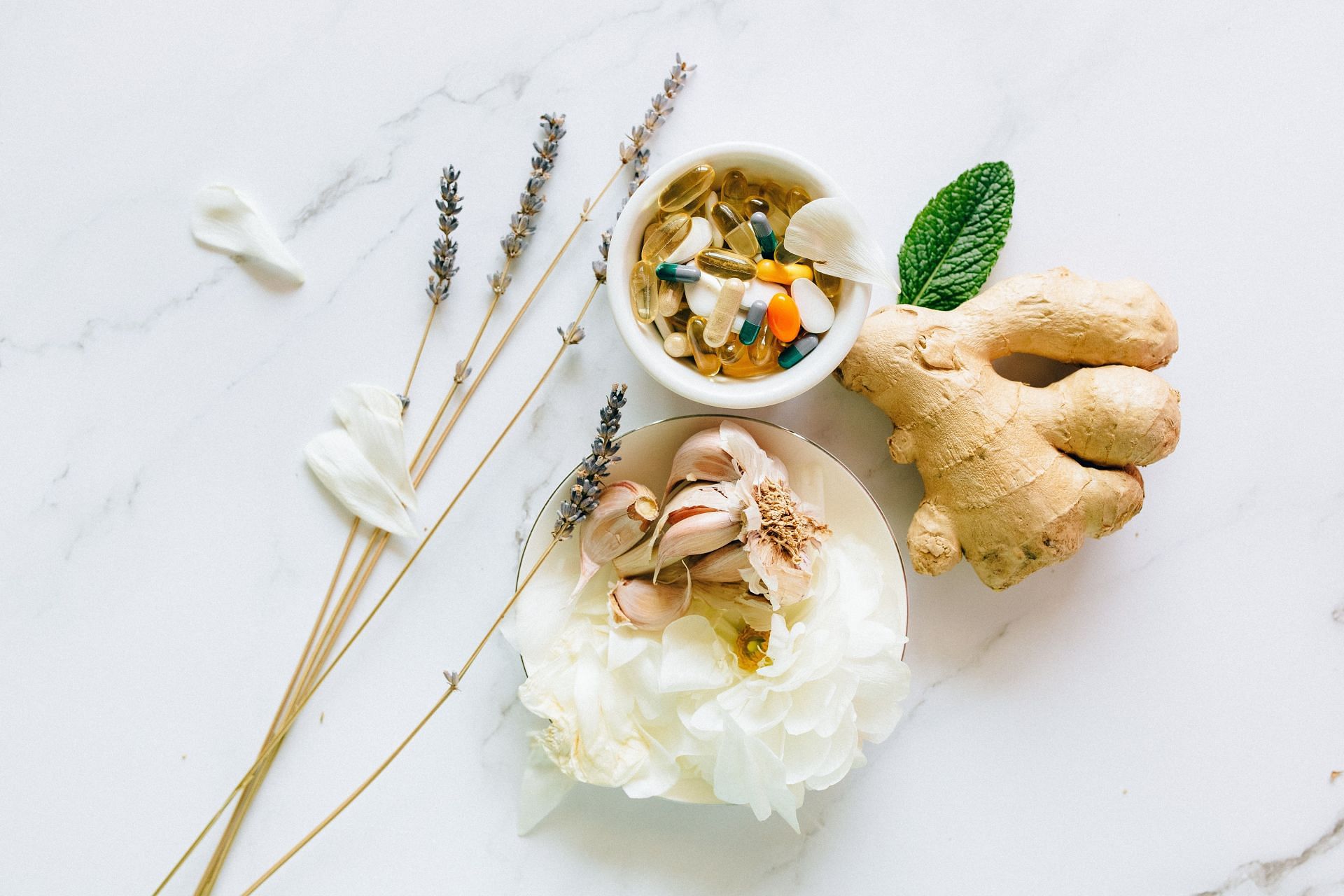  Learn the mighty medicinal properties and nutrition facts of ginger. (Image via Pexels/Nataliya Vaitkevich)