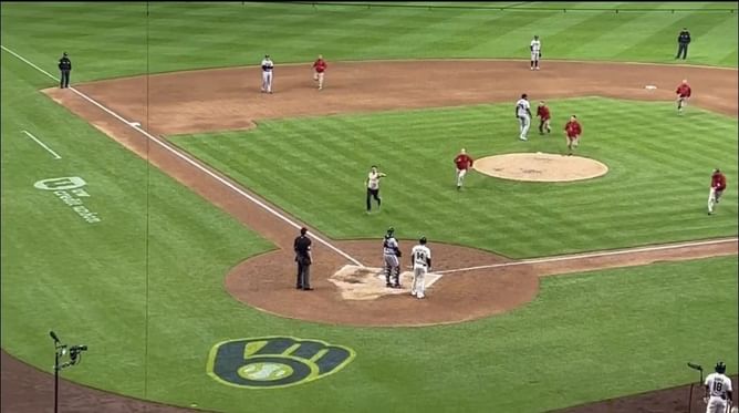 "I, too remember my first beer", "All that evasive manuvering and the dude couldn't even land a high five" - MLB World reacts to shirtless fan running from security during the Milwaukee Brewers vs Atlanta Braves game
