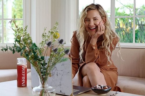 Kate Hudson poses for an IG photo on her Birthday.