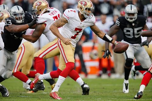 San Francisco 49ers v Oakland Raiders