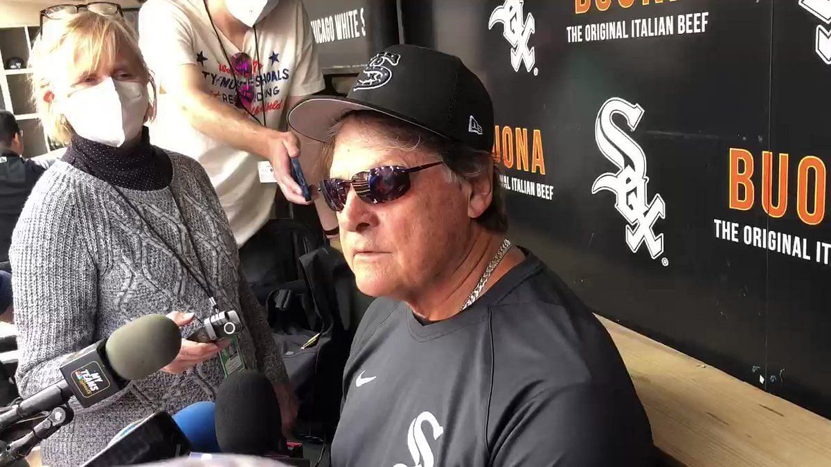 White Sox manager slams Giants skipper's 'inappropriate' boycott of  national anthem