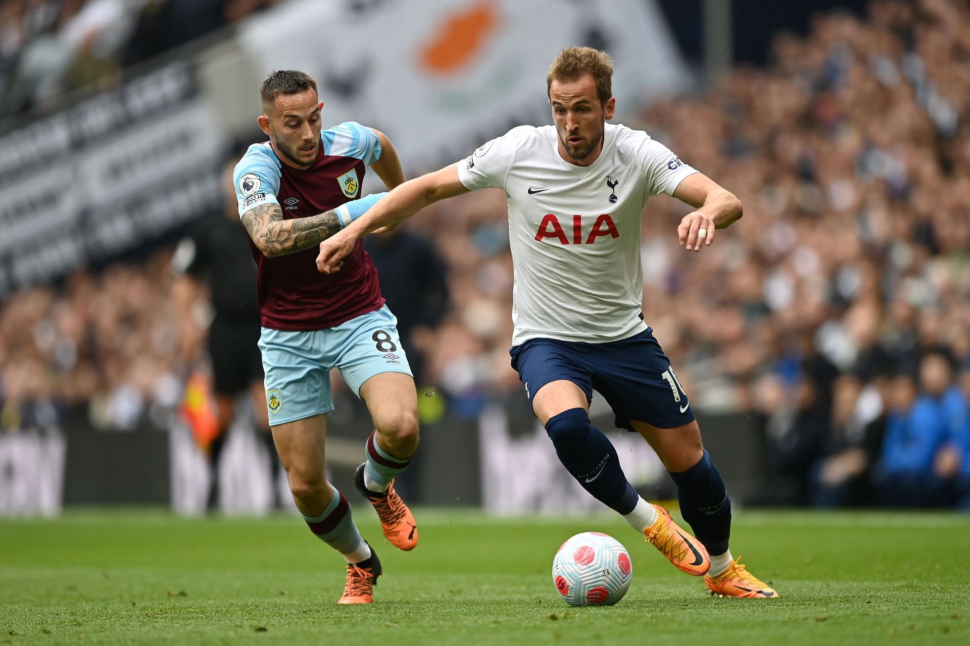 Tottenham Hotspur v Burnley - Premier League