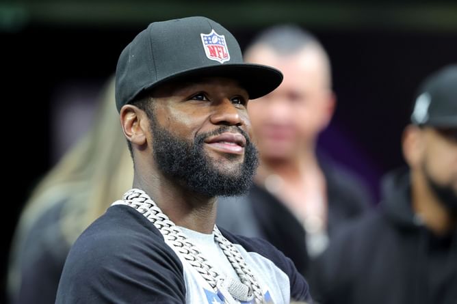 Watch: How Floyd Mayweather is lavishly spending his time in Dubai