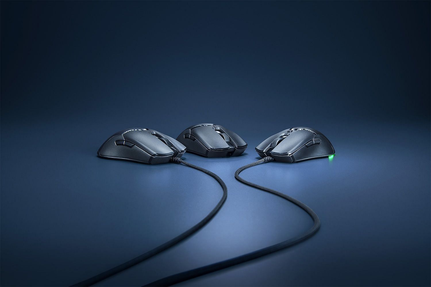 Lighter mice give you more control (Image via Razer)