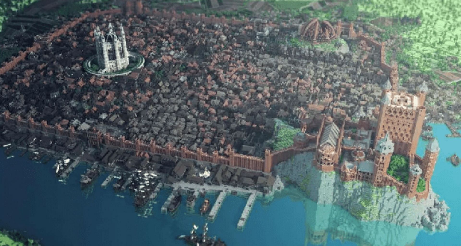 The city of King&#039;s Landing, complete with the Red Keep and Sept of Baelor (Image via Westeroscraft)