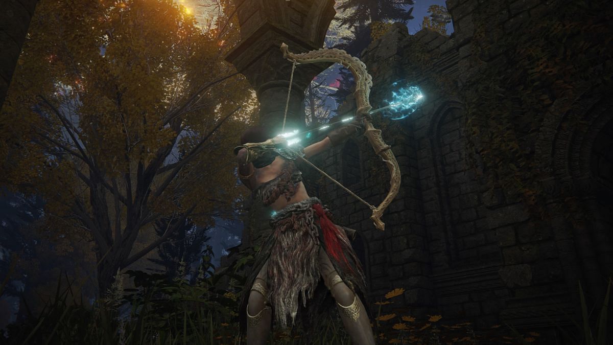 A player readies the Erdtree Bow to attack (Image via FromSoftware Inc.)