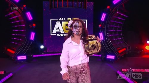 The AEW Women's Champion charging down to the ring.