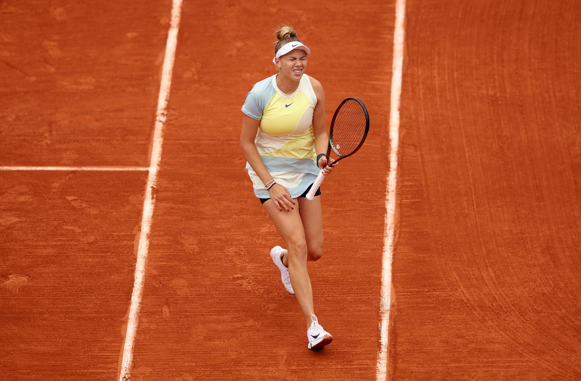 Amanda Anisimova at the 2022 French Open,