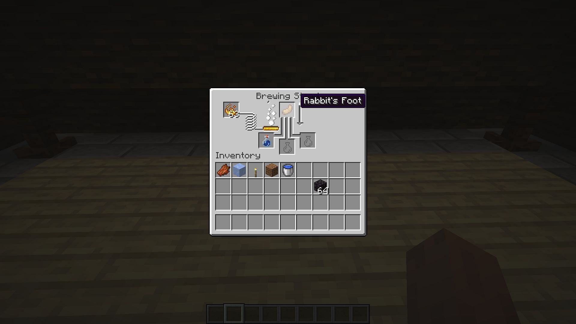 A player brewing a basic leaping potion with a rabbit&#039;s foot (Image via Minecraft)