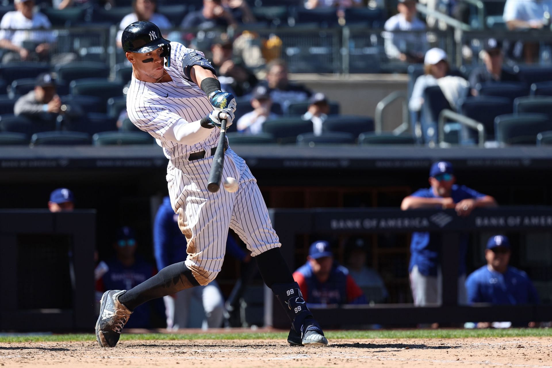 Texas Rangers v New York Yankees