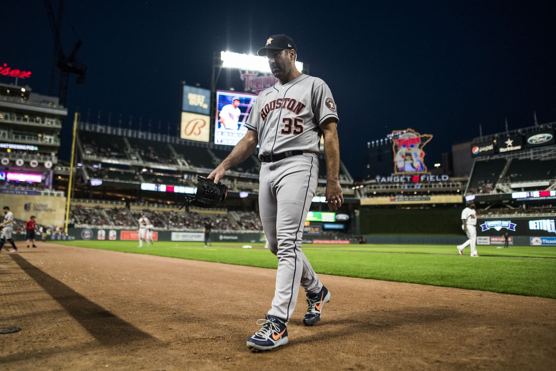 Houston Astros v Minnesota Twins, Justin Verlander heads to the dugout.