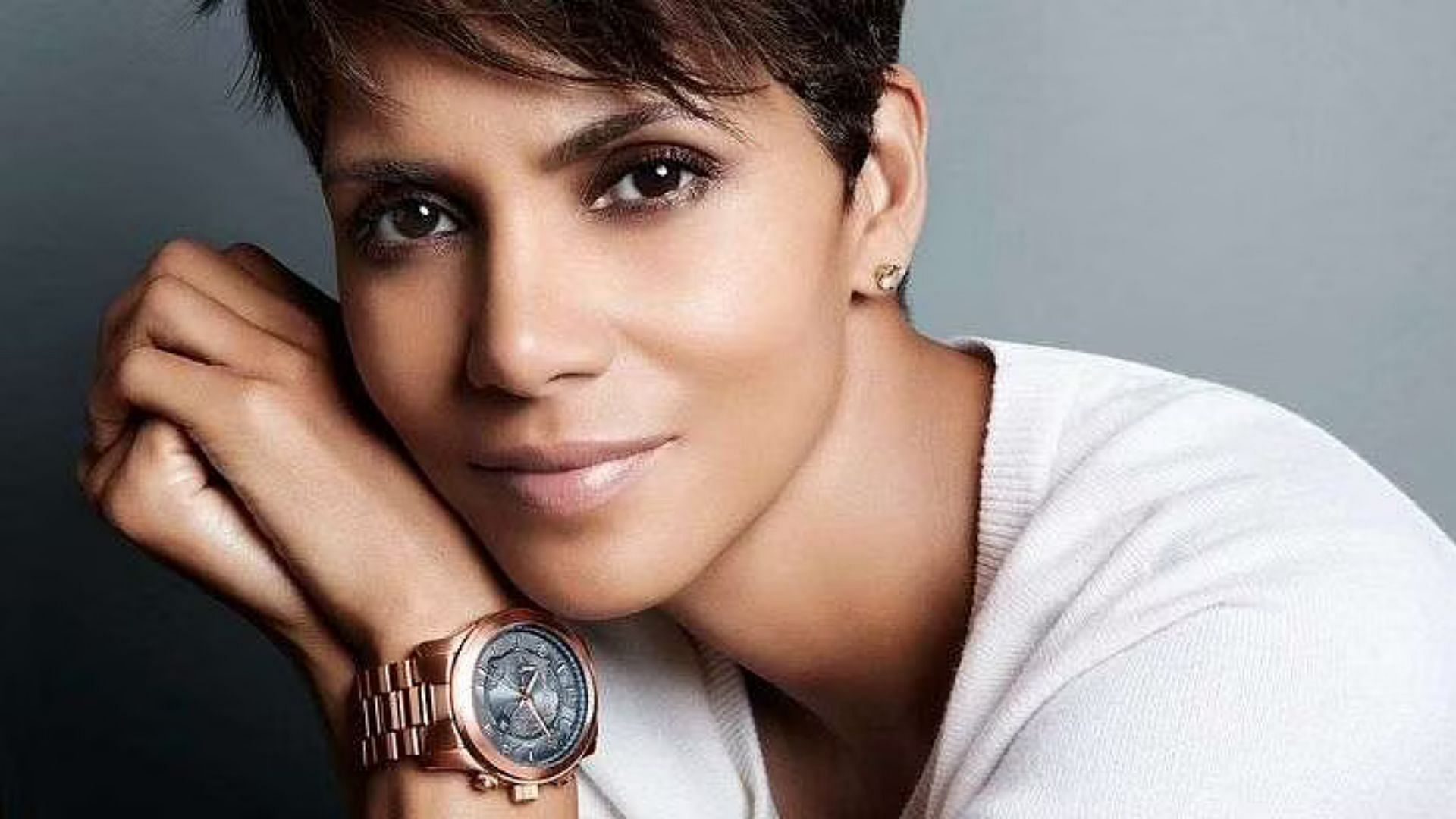 Halle Berry has strongly denied that she slept with WWE Hall of Famer Ric Flair