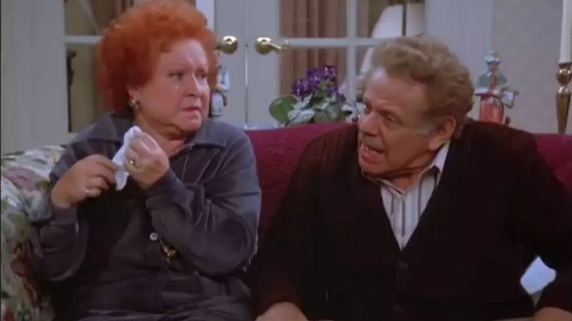 George Costanza&#039;s parents converse with George Steinbrenner.