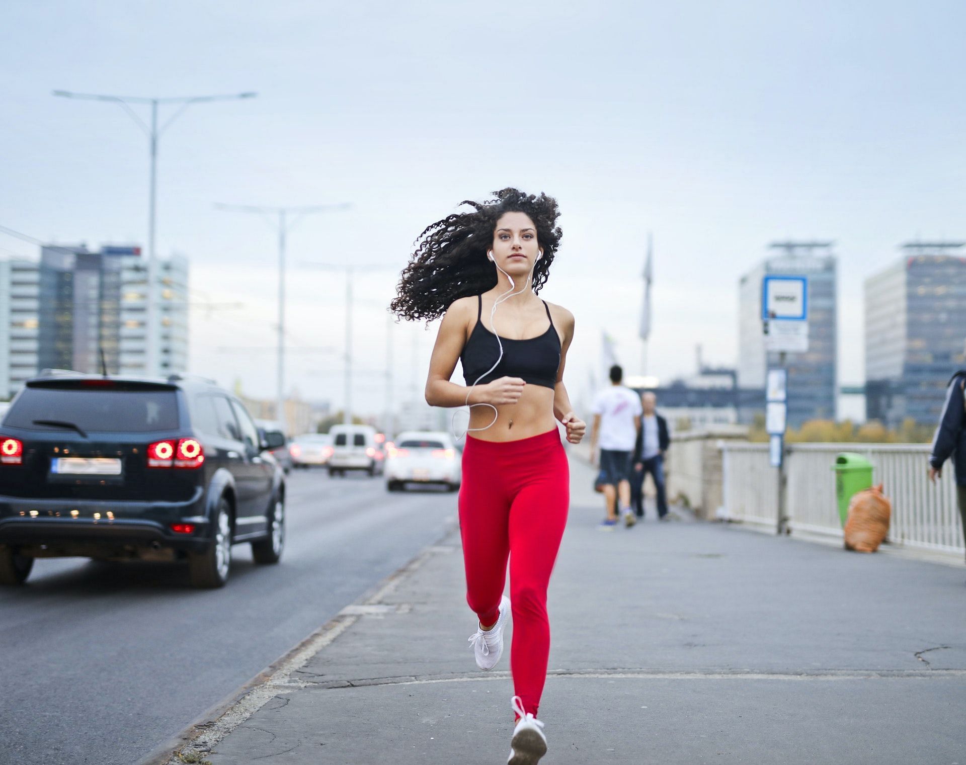 Several track workouts can be done to improve your running speed. (Photo by Andrea Piacquadio via pexels)